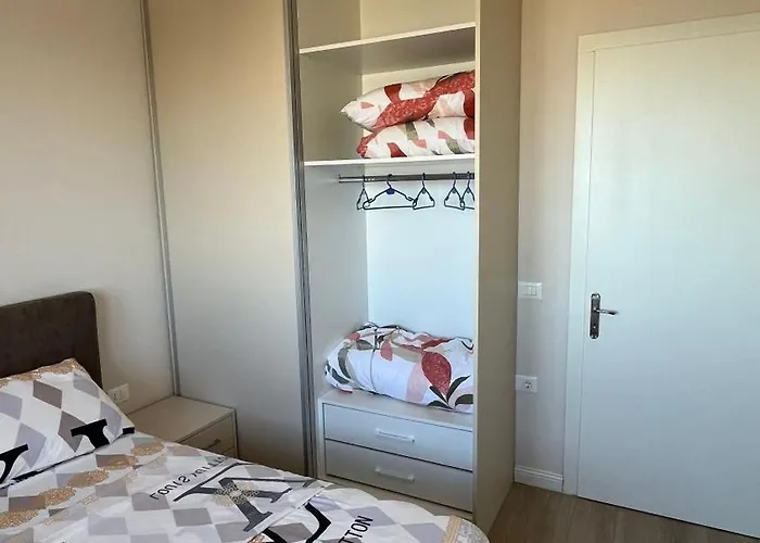 Romantic Sunset&seaview Golem