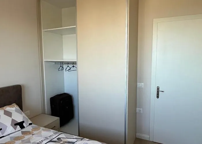 Romantic Sunset&seaview Apartment Golem (Tirana)